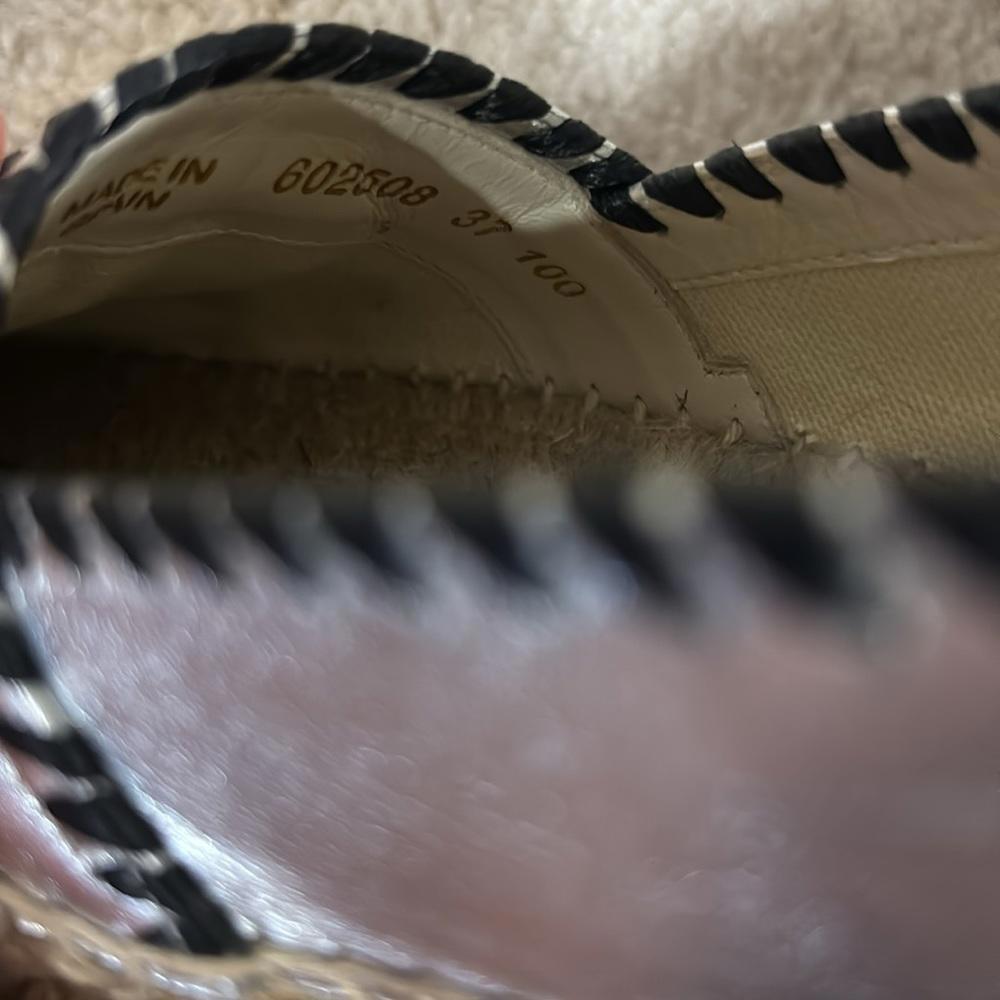 Gucci Silver and Black espadrilles - Picture 8 of 8